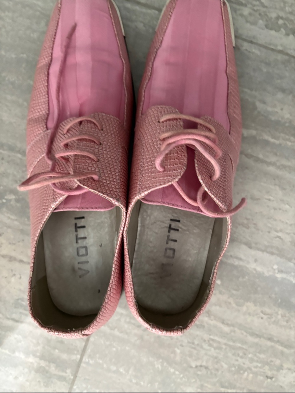 Vigotti Blush Pink Lace-Up Women's Loafers